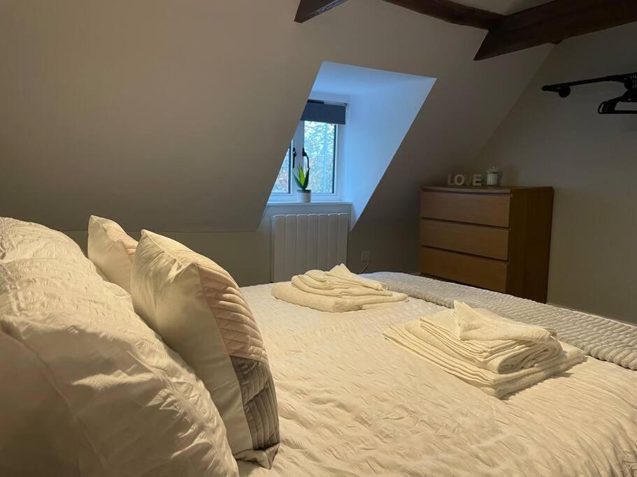 Willow House - 2bedroom Townhouse With Free Parking In Town Centre!! By Shortstays4u King's Lynn
