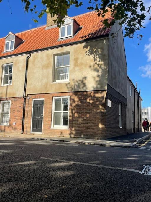 Willow House - 2bedroom Townhouse With Free Parking In Town Centre!! By Shortstays4u * King's Lynn